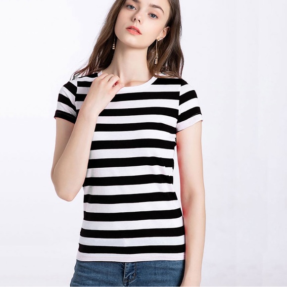 Babaton Black & White Stripe Tee XS - Picture 8 of 8